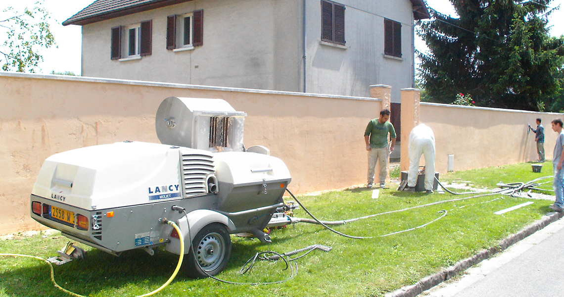 Machine pour réaliser le ravalement près de Gagny